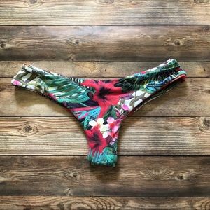 Midori Lahaina Brayden